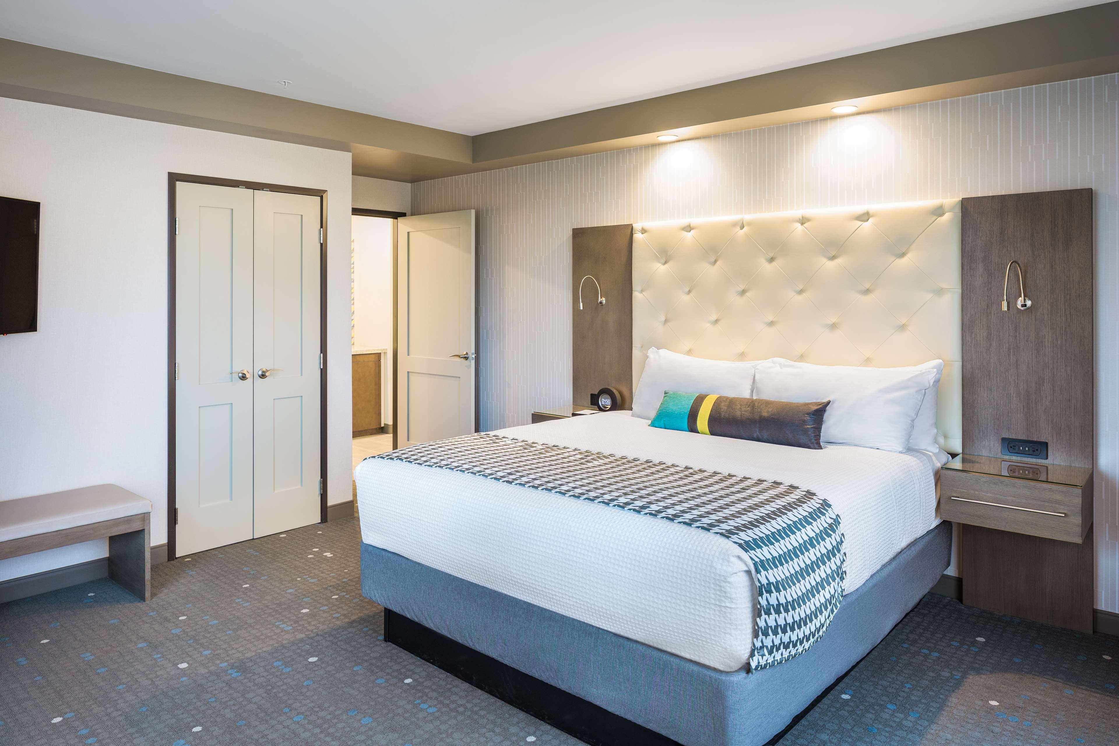 Best Western Premier Hotel At Fisher'S Landing Vancouver Ngoại thất bức ảnh