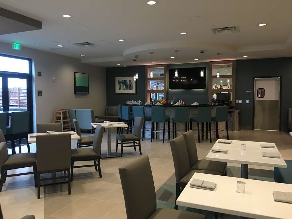 Best Western Premier Hotel At Fisher'S Landing Vancouver Nhà hàng bức ảnh