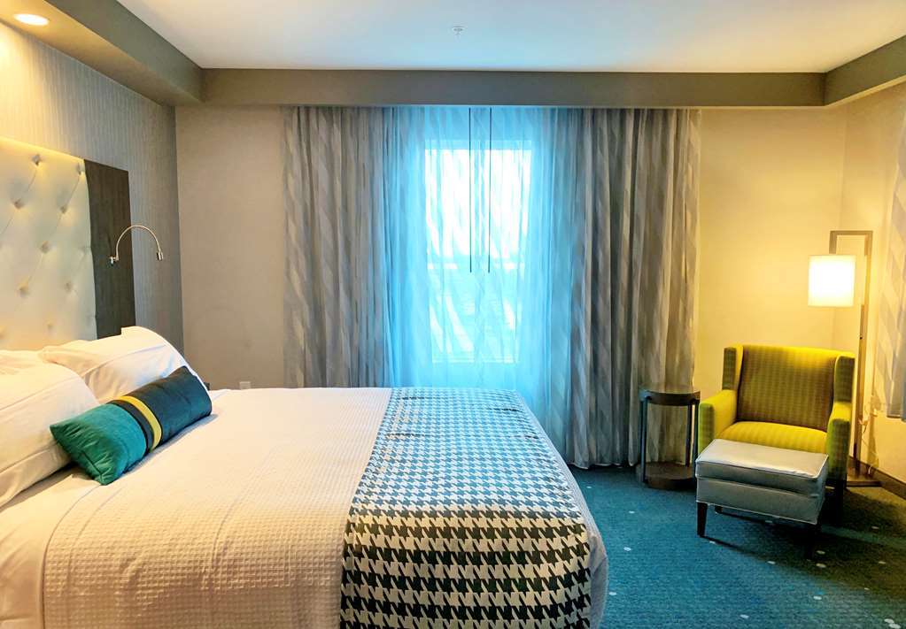 Best Western Premier Hotel At Fisher'S Landing Vancouver Phòng bức ảnh