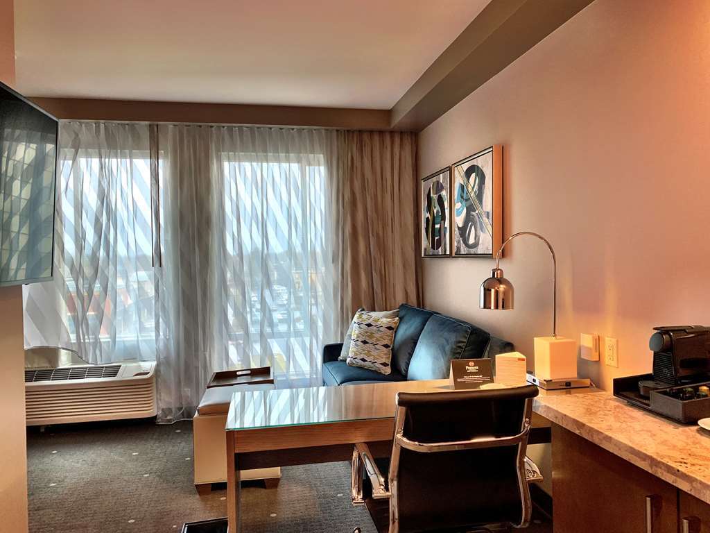 Best Western Premier Hotel At Fisher'S Landing Vancouver Phòng bức ảnh